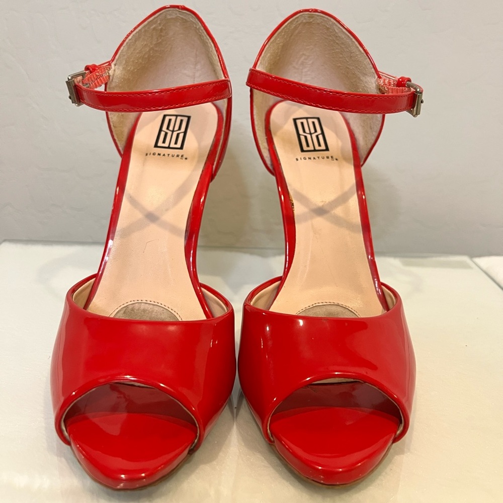 High heels, color: red, size 7.5